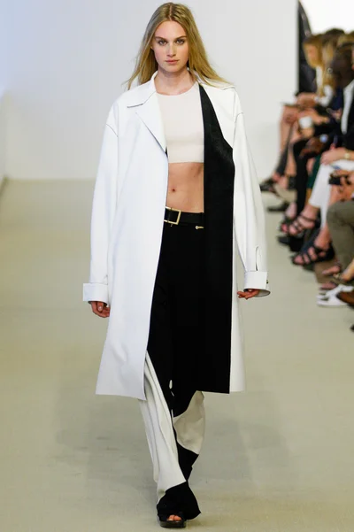 Look 18